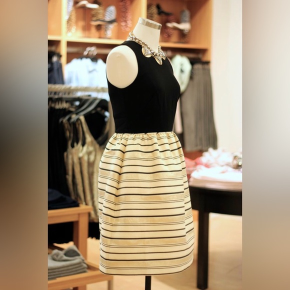 J. Crew 6 - Picture 3 of 3